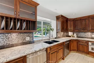 1203 N Tommy Ct, Visalia, CA 93291 - Photo 16