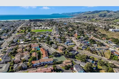 676 N 12th Street #17, Grover Beach, CA 93433 - Photo 10