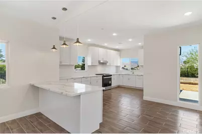 5205 Antares Court, Bakersfield, CA 93306 - Photo 8