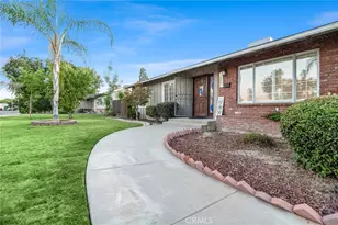 1237 S Clover, Visalia, CA 93277 - Photo 2