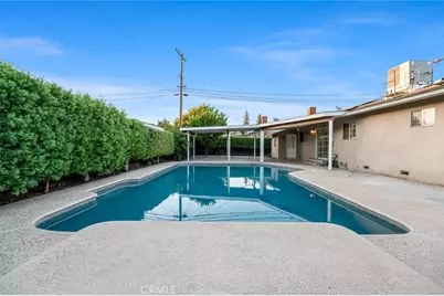 1237 S Clover, Visalia, CA 93277 - Photo 22