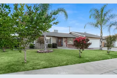 1237 S Clover, Visalia, CA 93277 - Photo 1