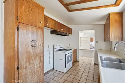 316 E Orchard, Santa Maria, CA 93454 - Photo 8