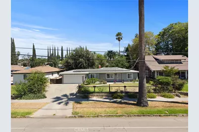 907 W Olive Avenue, Redlands, CA 92373 - Photo 2