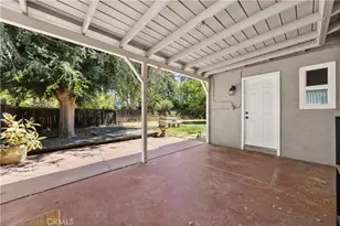 907 W Olive Ave, Redlands, CA 92373 - Photo 28