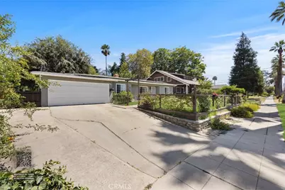 907 W Olive Avenue, Redlands, CA 92373 - Photo 6