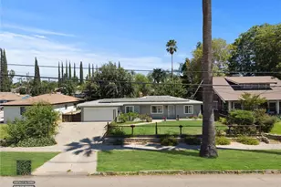 907 W Olive Ave, Redlands, CA 92373 - Photo 4