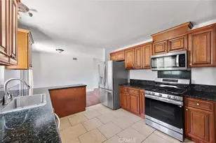 907 W Olive Ave, Redlands, CA 92373 - Photo 18