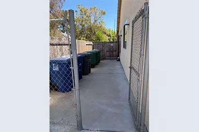 3888 Les Maisons, Santa Maria, CA 93455 - Photo 24