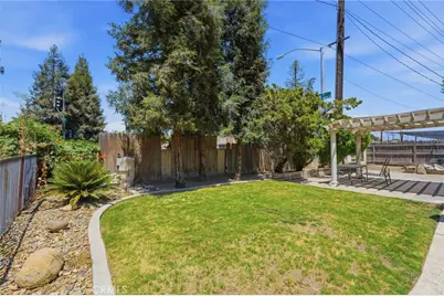 2017 S Woodland, Visalia, CA 93277 - Photo 38