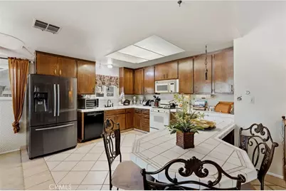 2017 S Woodland, Visalia, CA 93277 - Photo 22