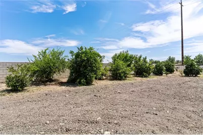 14111 Danbur, Bakersfield, CA 93311 - Photo 46