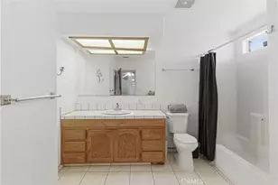 381 B, Arvin, CA 93203 - Photo 12