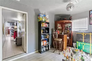 381 B, Arvin, CA 93203 - Photo 14