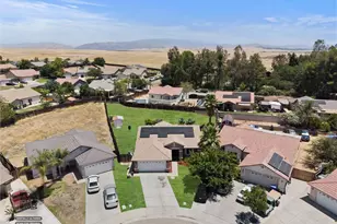 9214 Acaso Ct, Bakersfield, CA 93306 - Photo 4
