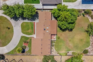 8640 12th, Hanford, CA 93230 - Photo 2