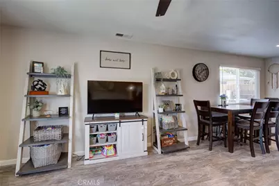 1079 Via Esmeralda, Santa Maria, CA 93455 - Photo 6