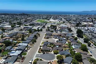 1609 Manhattan, Grover Beach, CA 93433 - Photo 18