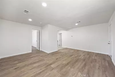 1004 Casino Street, Bakersfield, CA 93307 - Photo 10