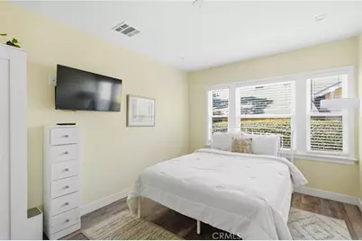 319 W Mission Street, Santa Barbara, CA 93101 - Photo 12