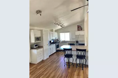 519 W Taylor #185, Santa Maria, CA 93458 - Photo 2