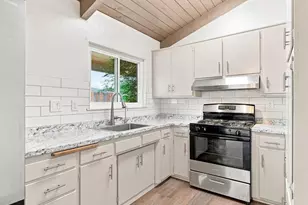 905 N A St, Lompoc, CA 93436 - Photo 12