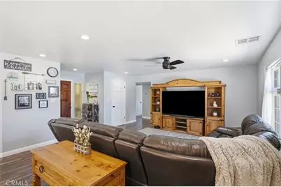 13038 Appaloosa, Bakersfield, CA 93314 - Photo 8