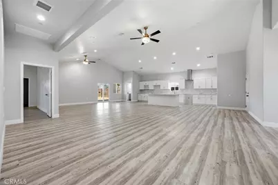 547 Shady Meadow Court, Bakersfield, CA 93308 - Photo 8