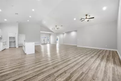 547 Shady Meadow Court, Bakersfield, CA 93308 - Photo 12