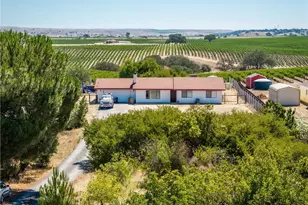 5430 Fa-Rousse, Paso Robles, CA 93446 - Photo 2