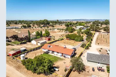 5430 Fa-Rousse, Paso Robles, CA 93446 - Photo 20