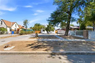 2225 E Lamona, Fresno, CA 93703 - Photo 4