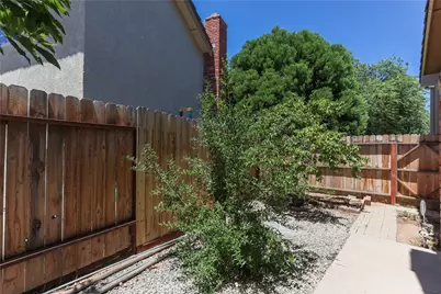 422 Sherwood Place, Tehachapi, CA 93561 - Photo 10