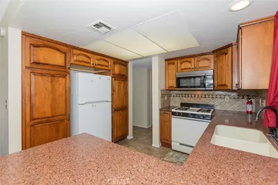 422 Sherwood Place, Tehachapi, CA 93561 - Photo 16