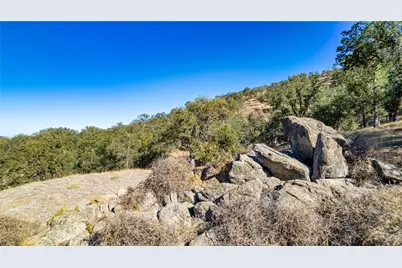 24281 Arroyo Court, Tehachapi, CA 93561 - Photo 8