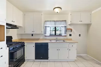 1355 Via Del Carmel, Santa Maria, CA 93455 - Photo 10