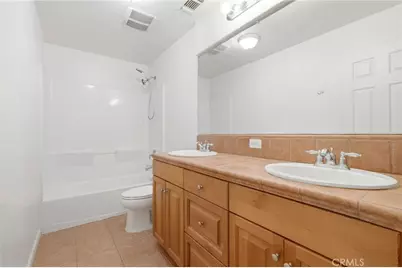 3125 W Delta, Visalia, CA 93291 - Photo 30