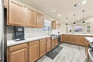 2303 Trentino, Bakersfield, CA 93313 - Photo 16