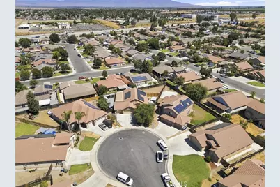 2303 Trentino, Bakersfield, CA 93313 - Photo 42