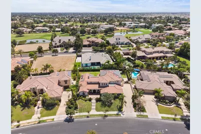 2404 Tiverton, Bakersfield, CA 93311 - Photo 8
