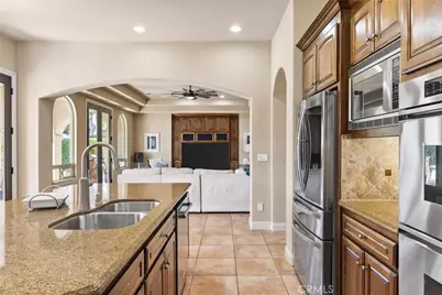 2404 Tiverton, Bakersfield, CA 93311 - Photo 28