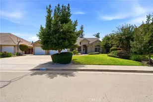 5535 W Vine Ct, Visalia, CA 93291 - Photo 2