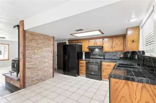16318 Tamatha Lynn, Bakersfield, CA 93314 - Photo 24