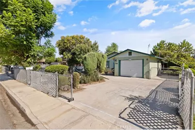 1132 W Prospect, Visalia, CA 93291 - Photo 4