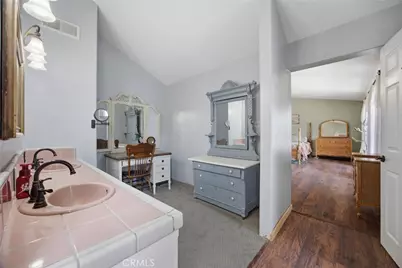 26001 Bear Valley, Tehachapi, CA 93561 - Photo 34