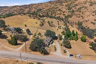 26001 Bear Valley, Tehachapi, CA 93561 - Photo 6