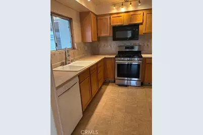 1701 S Thornburg #119, Santa Maria, CA 93458 - Photo 6