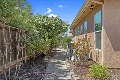 2579 Meadow View, Hanford, CA 93230 - Photo 64