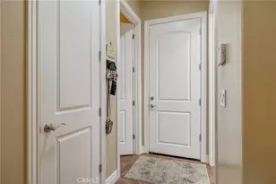 2579 Meadow View, Hanford, CA 93230 - Photo 24