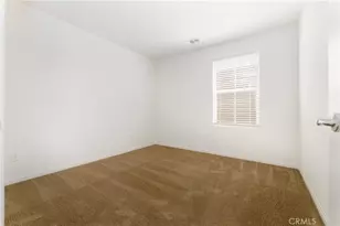 20509 Hazelnut Ct, Saugus, CA 91350 - Photo 22